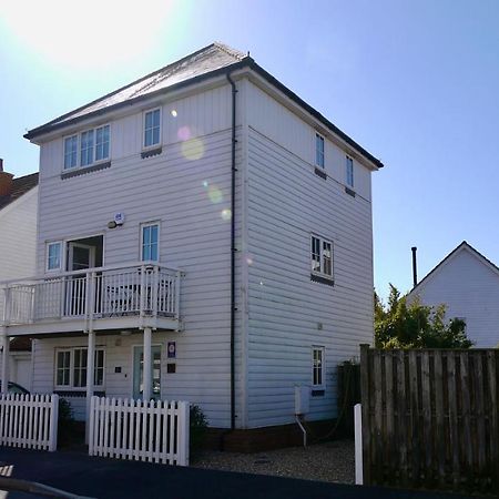 The Salty Dog Holiday Cottage, Camber Sands Rye Exterior foto